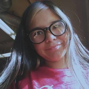 Meet your Posher, Galeana